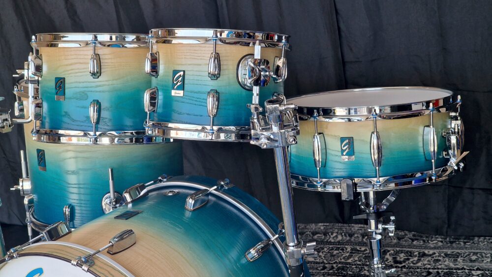 Caribe Blue Fade to Natural Ash over Walnut Drums - Image 2