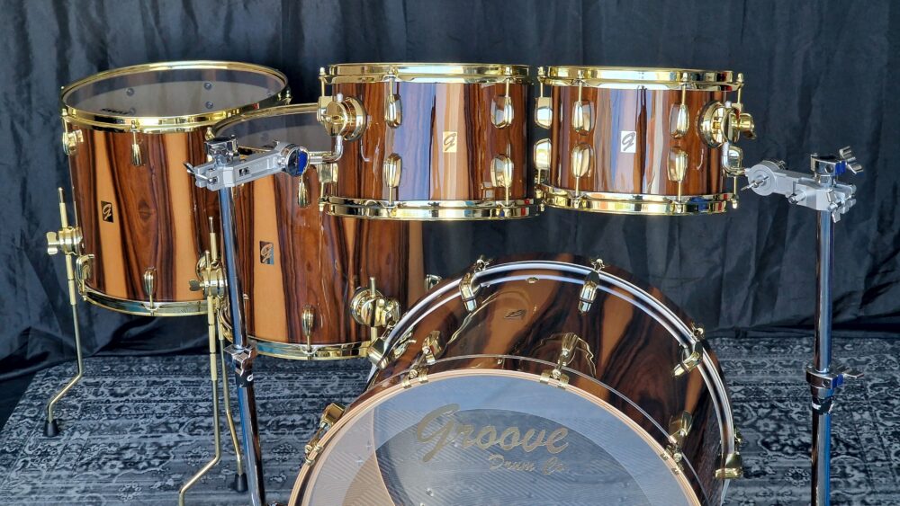 Santos Rosewood over Maple w/re-rings - Image 2