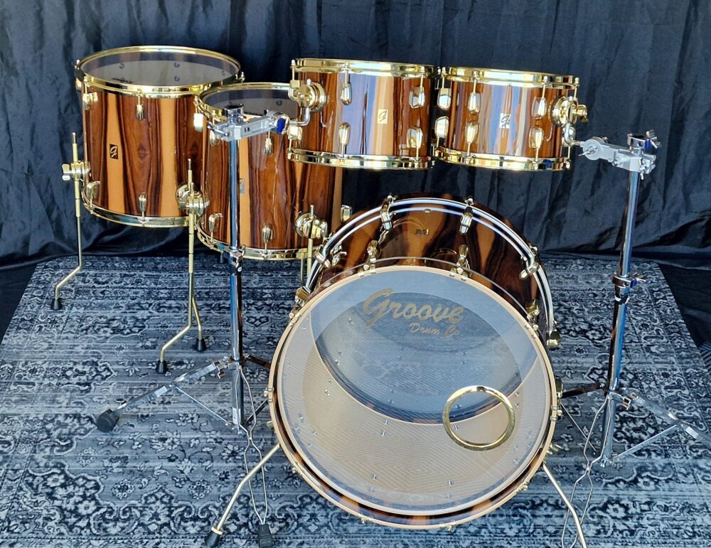 Santos Rosewood over Maple w/re-rings - Image 7