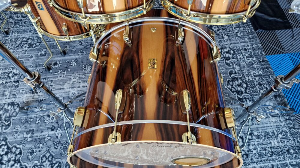 Santos Rosewood over Maple w/re-rings - Image 9