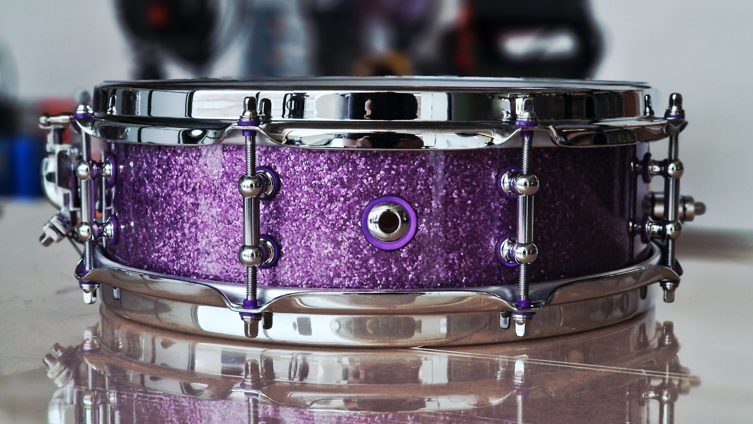 12x4" Purple Sparkle over Mahogany Snare - Image 3